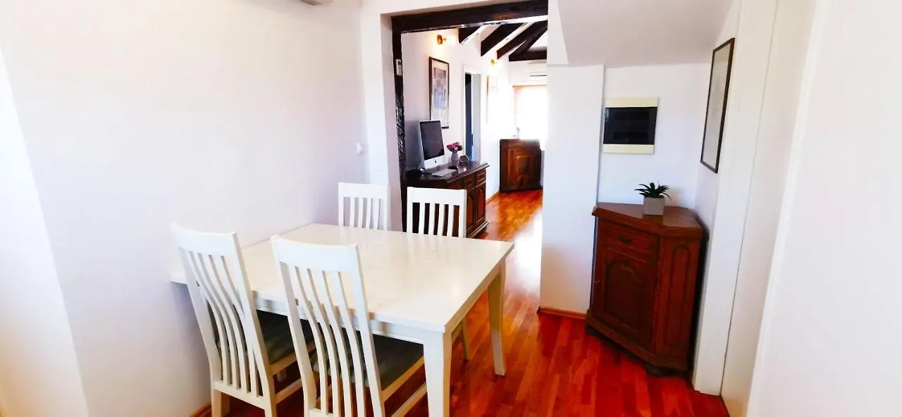 Apartment Pirja Split